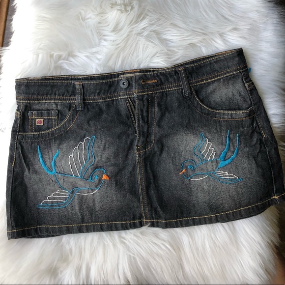 Paris blues embroidered bird mini denim skirt